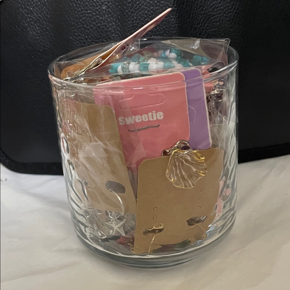 NWT Medium Cup Full of Jewelry! - Picture 7 of 9